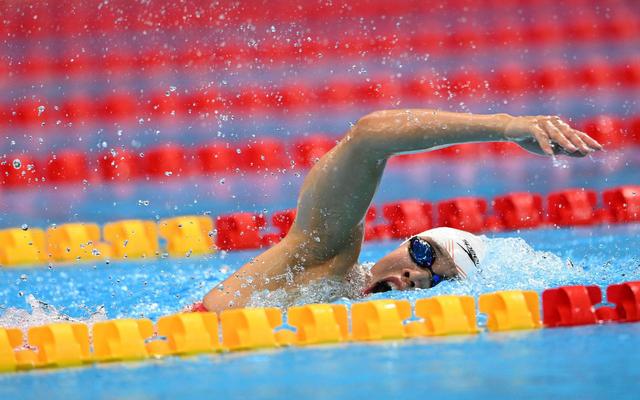 中国队女子4x200米自由泳接力夺冠是怎么回事